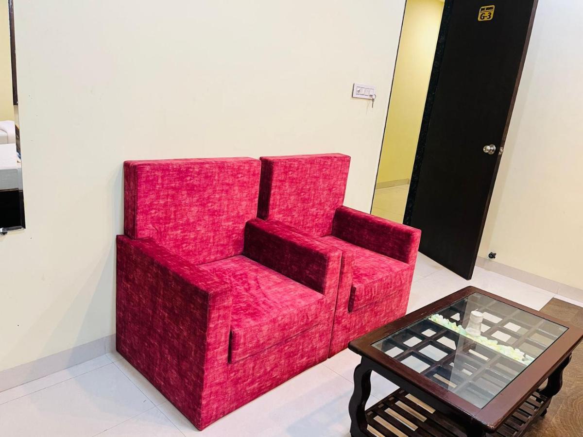 Jmc Hotel Lavish Akolia Extérieur photo